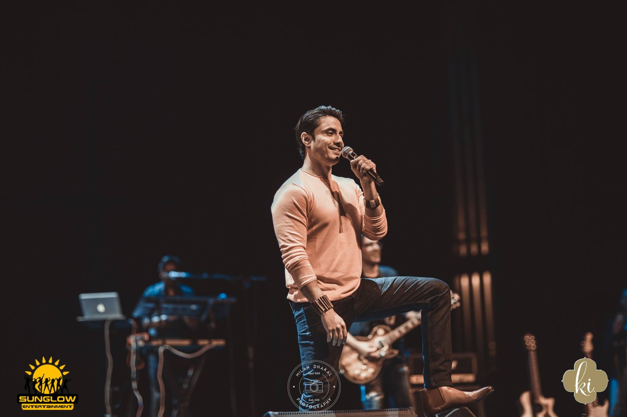 Ali Zafar Live