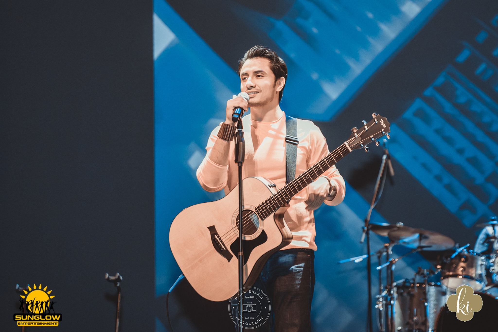 Ali Zafar Live